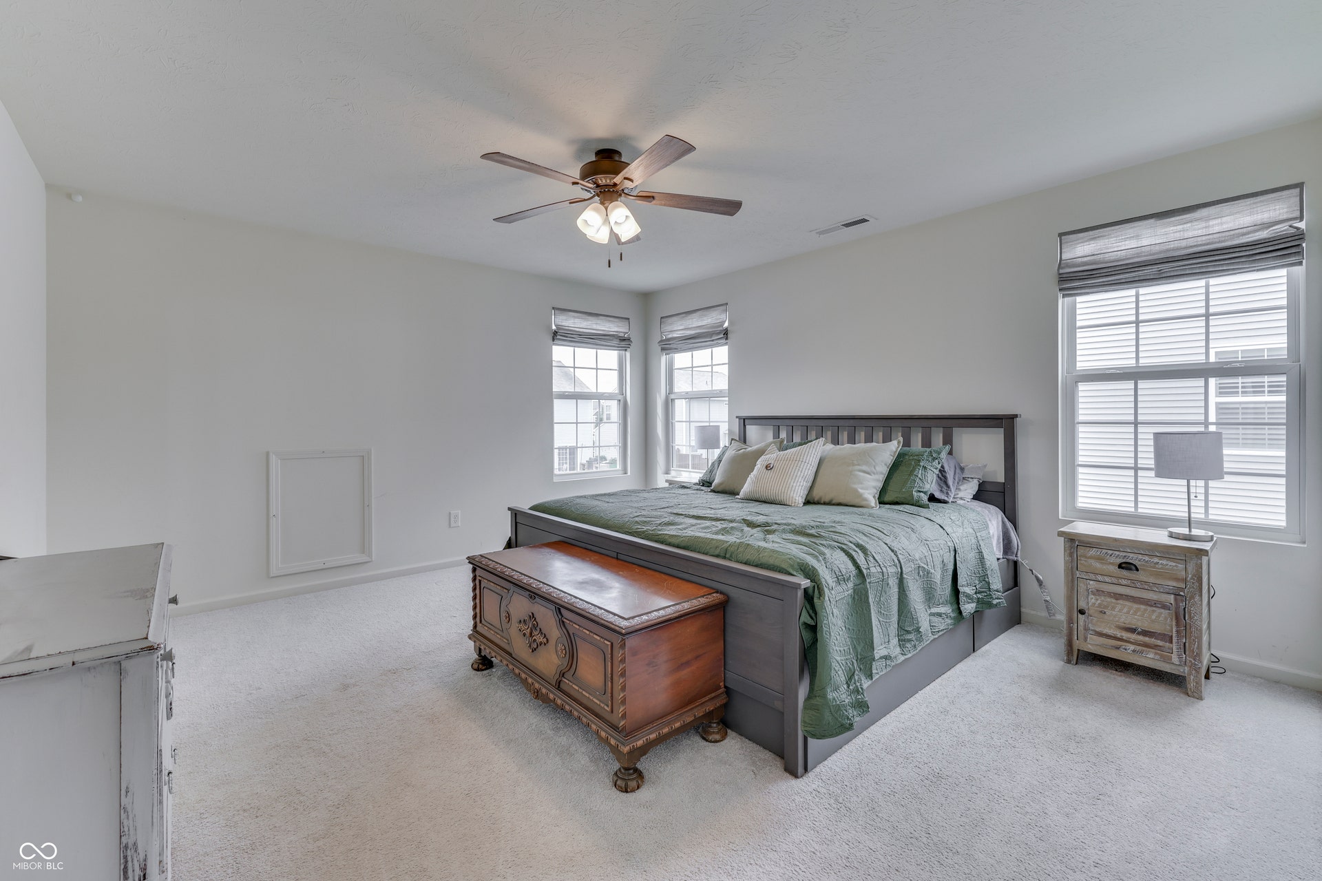 6609 Harvest Moon Lane, Whitestown, IN 46075