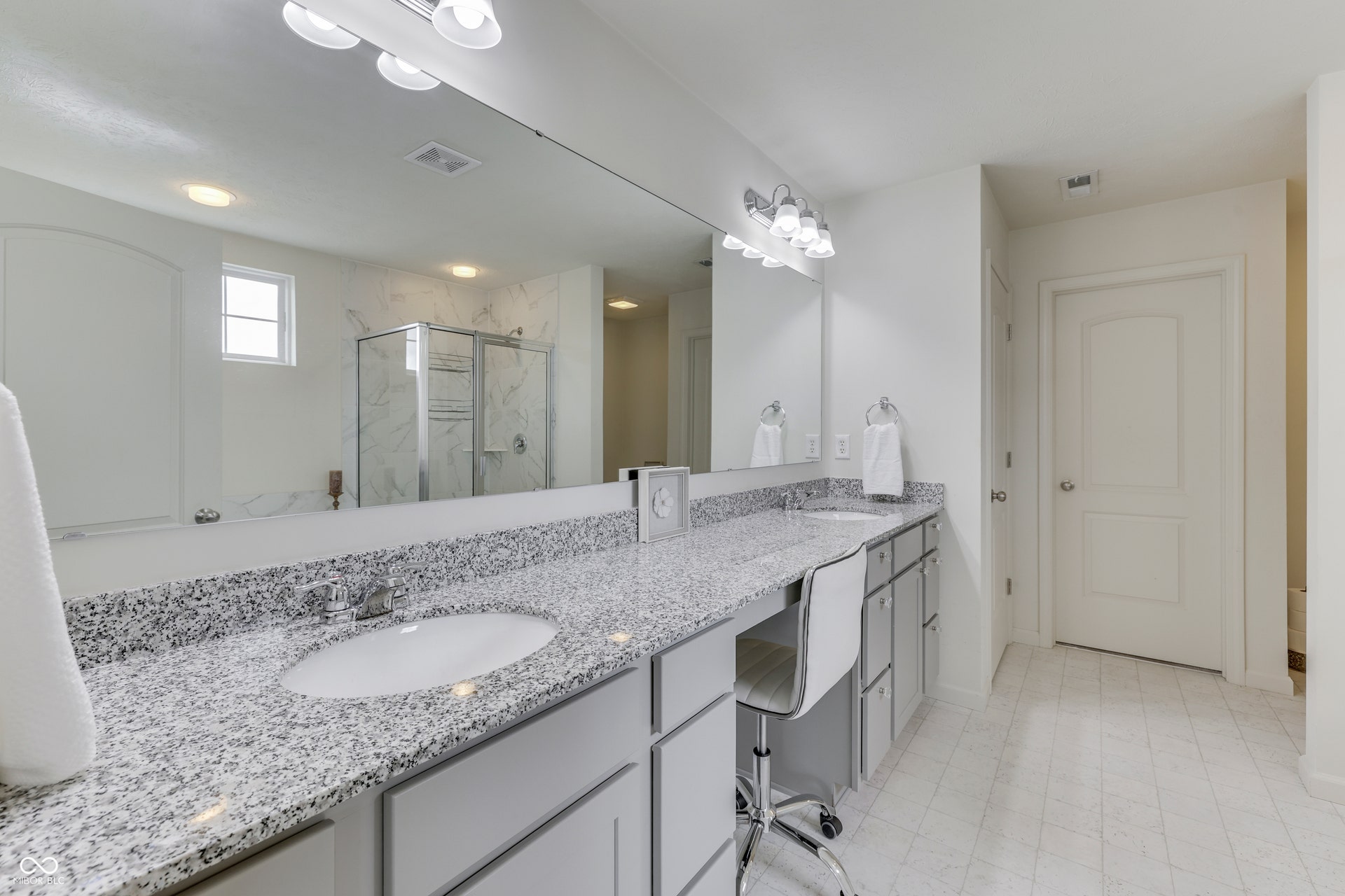 6609 Harvest Moon Lane, Whitestown, IN 46075