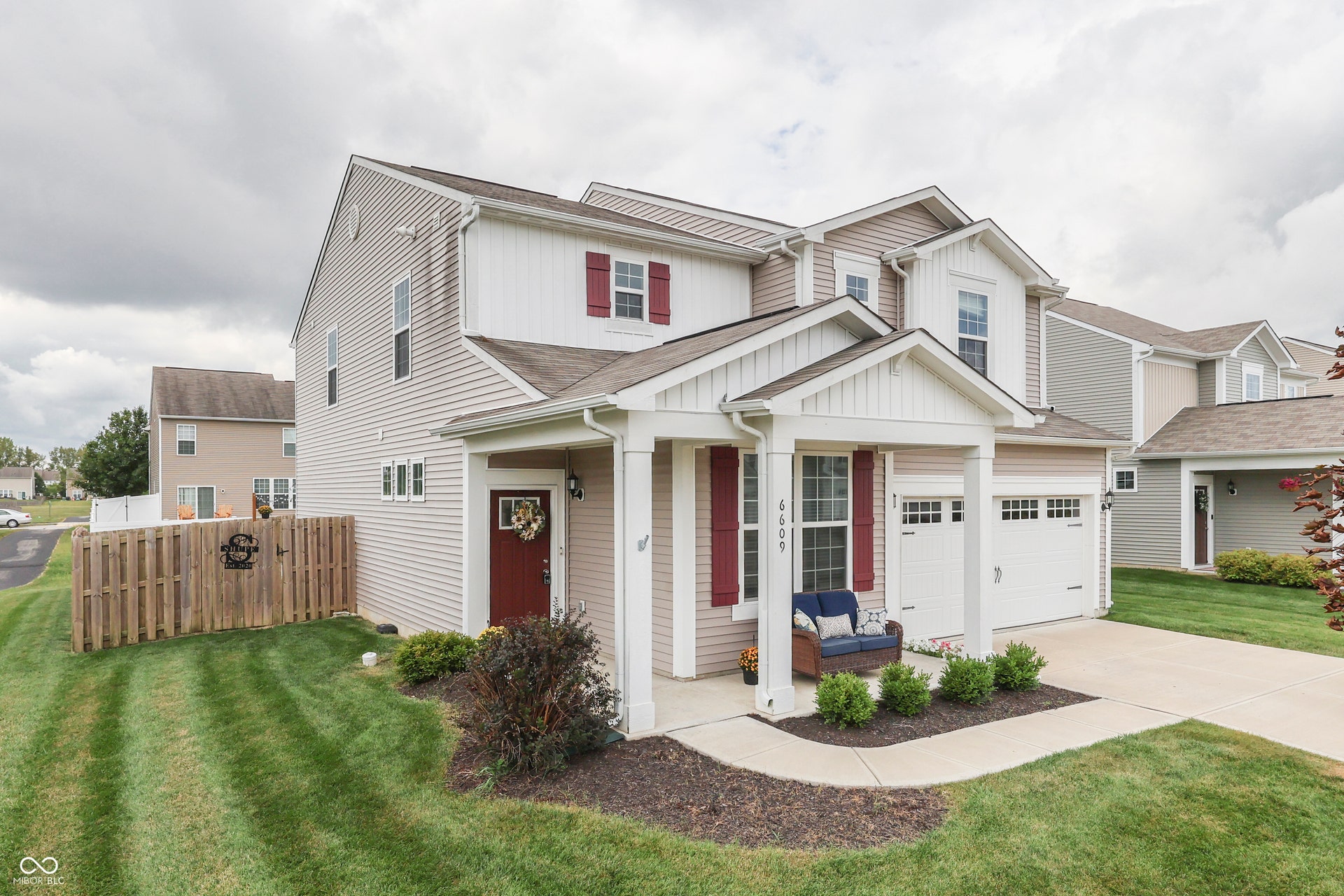 6609 Harvest Moon Lane, Whitestown, IN 46075