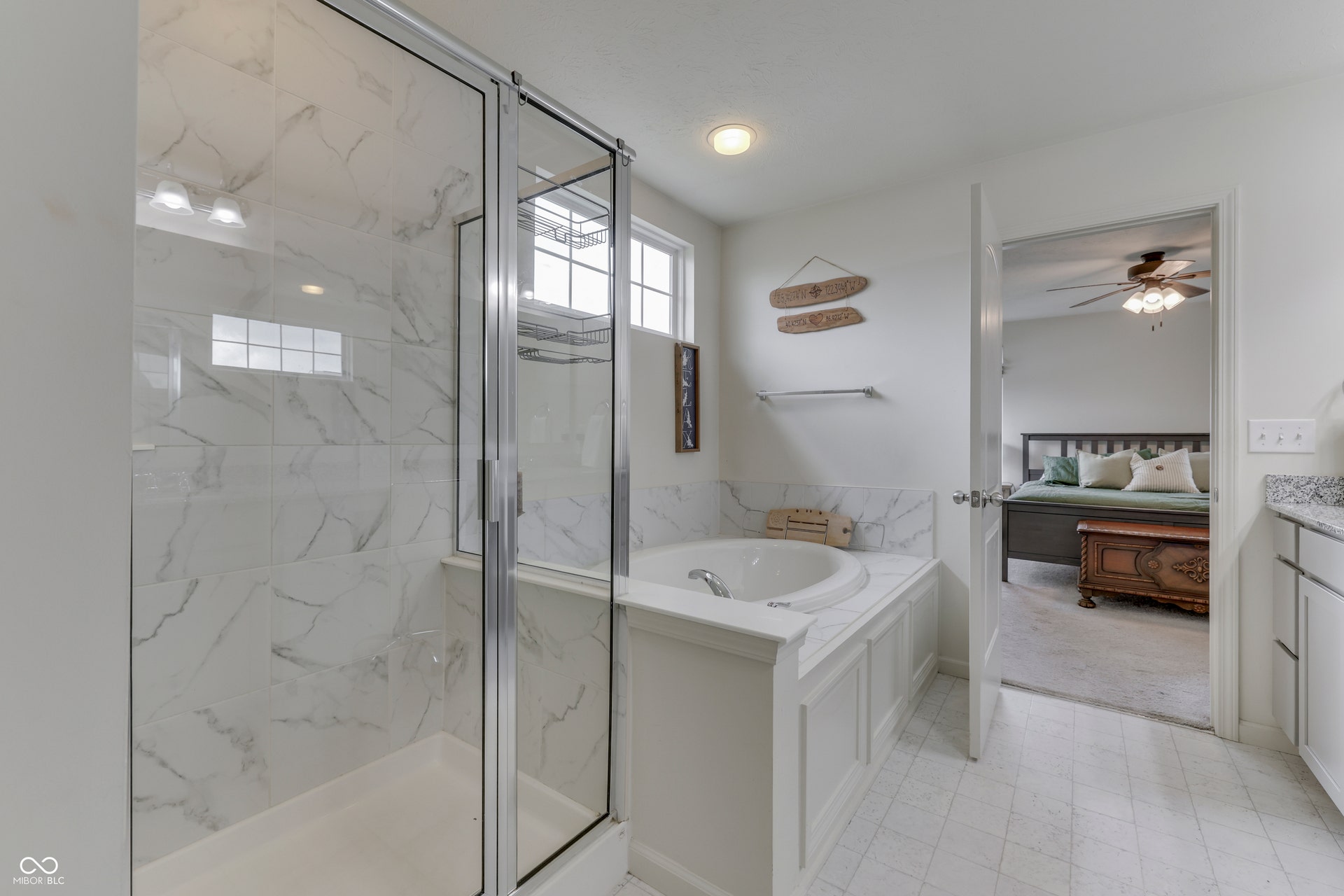 6609 Harvest Moon Lane, Whitestown, IN 46075