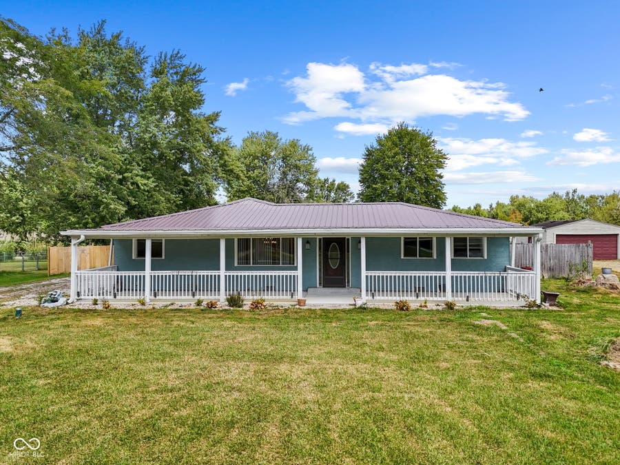 Property photo for 11826 S Marlin Road, Indianapolis, IN