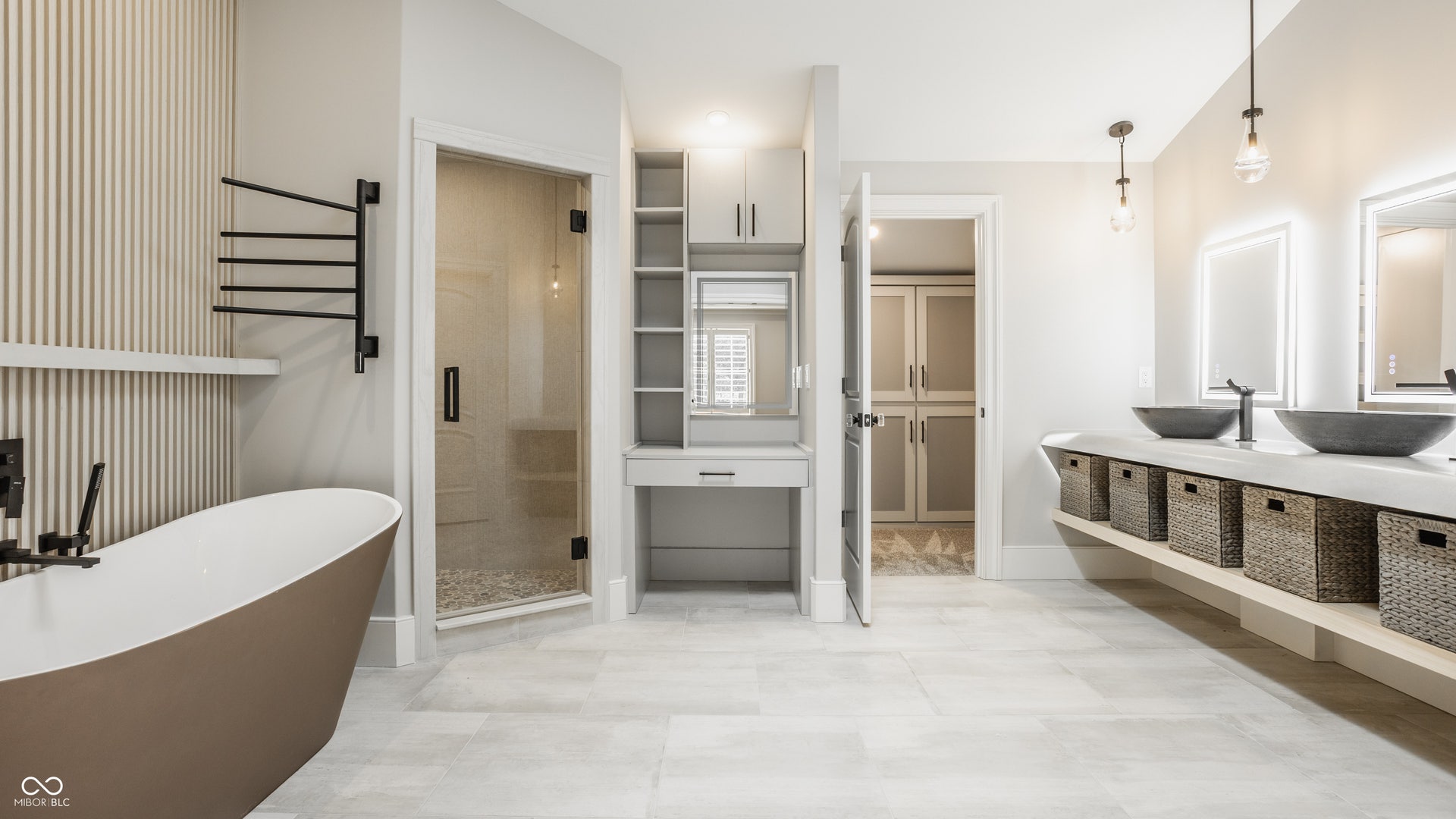 510 Kessler Boulevard WDR, Indianapolis, IN 46228