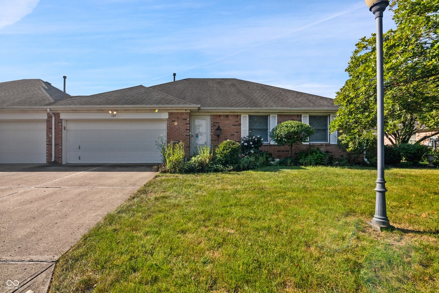 Property photo for 127 Dover Boulevard N, Brownsburg, IN