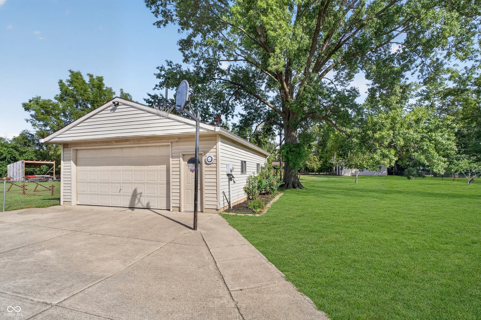 Detached 2 Car Garage with HVAC and Heat - Pic #1