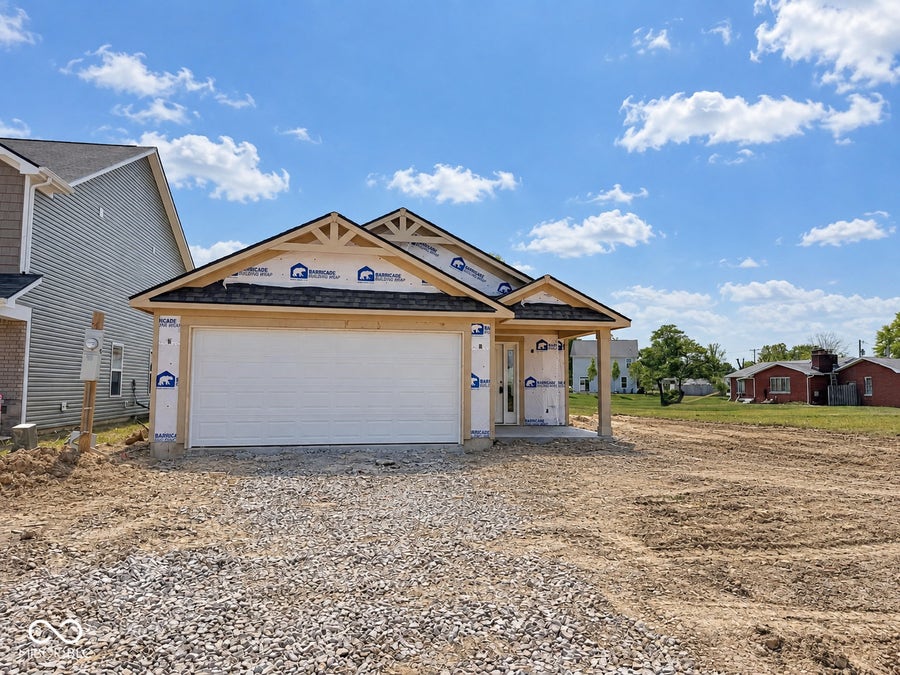 Property photo for 1043 Stratford Lane, Shelbyville, IN
