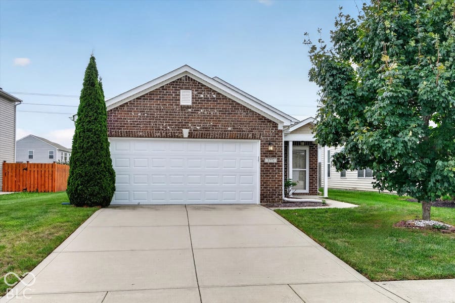Property photo for 5771 White Pine Road, Whitestown, IN