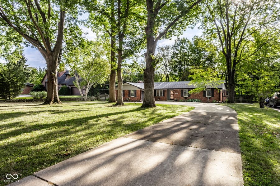 Property photo for 4625 Linton Lane, Indianapolis, IN