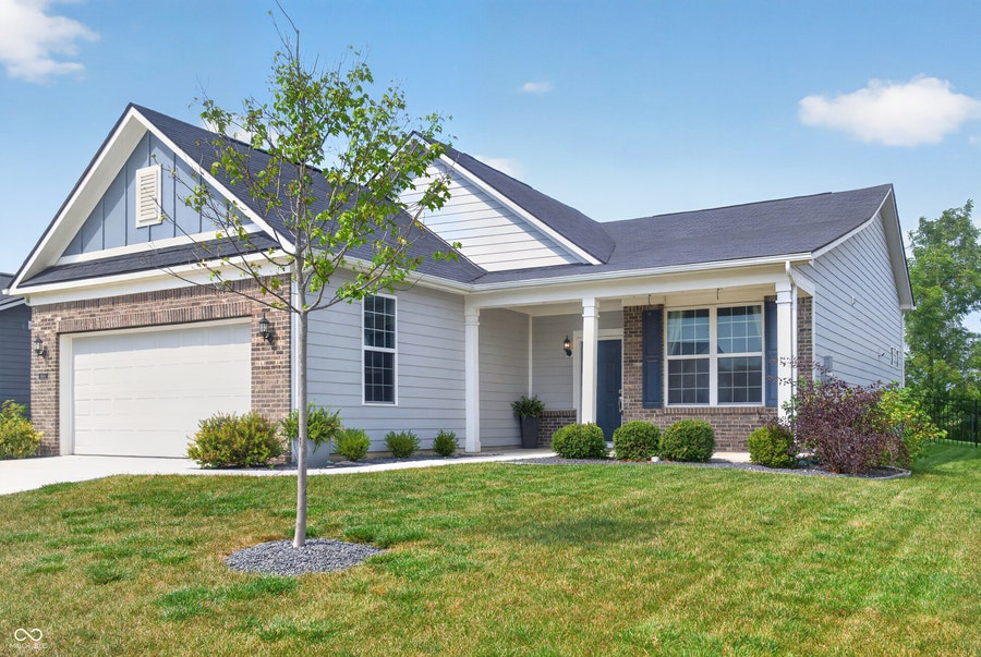 Property photo for 5806 Walkabout Way, Brownsburg, IN