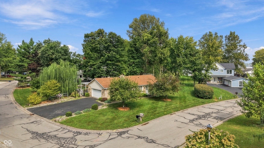 Property photo for 1180 Nantucket Drive, Cicero, IN