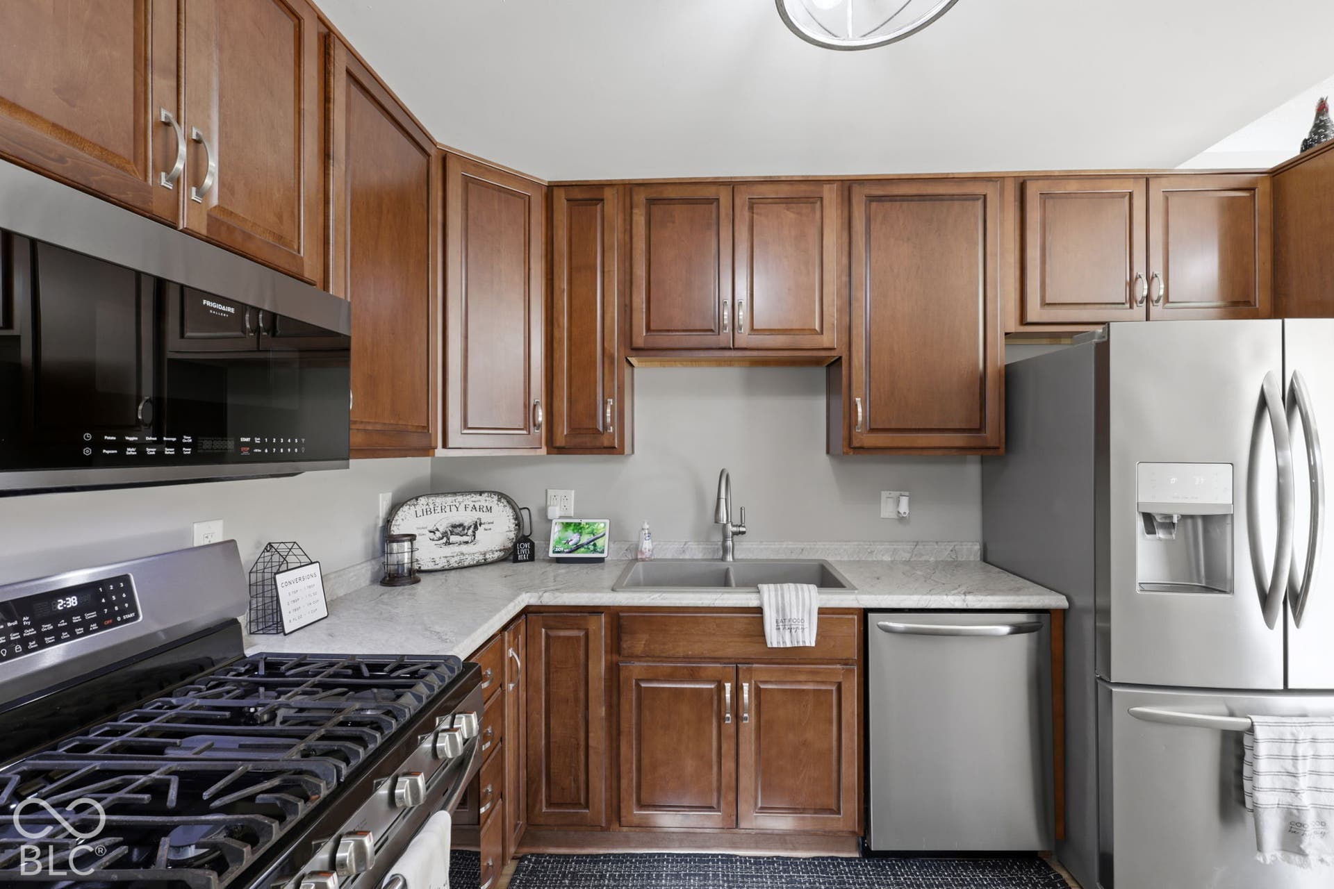 1309 Stymie Court, Indianapolis, IN 46217 Kitchen