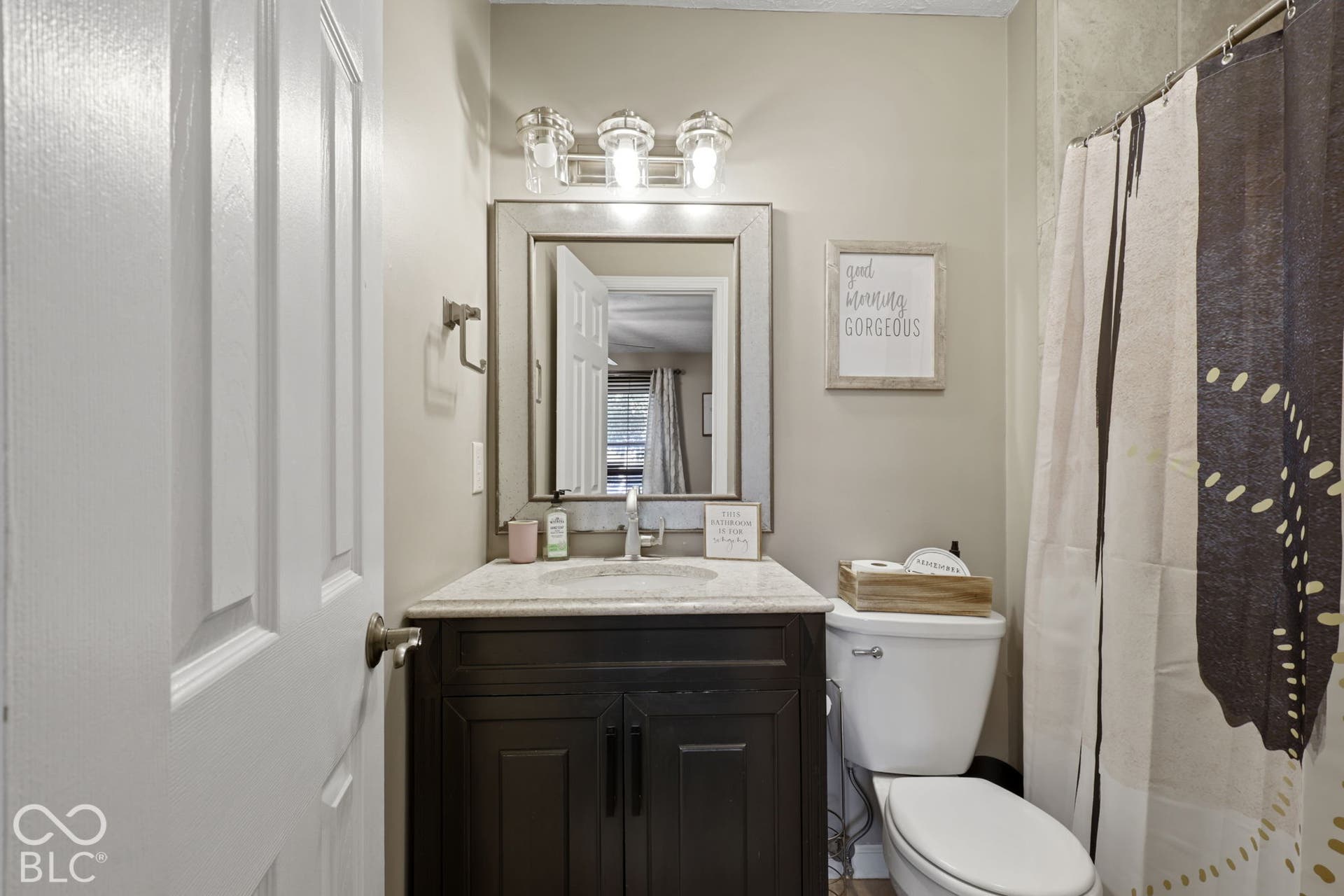1309 Stymie Court, Indianapolis, IN 46217 Bathroom
