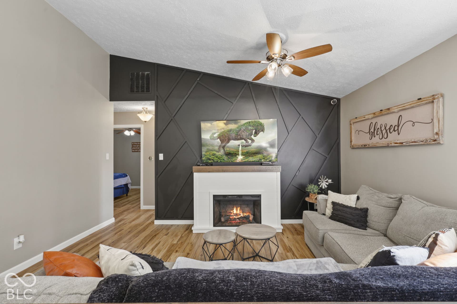 1309 Stymie Court, Indianapolis, IN 46217 Living Room