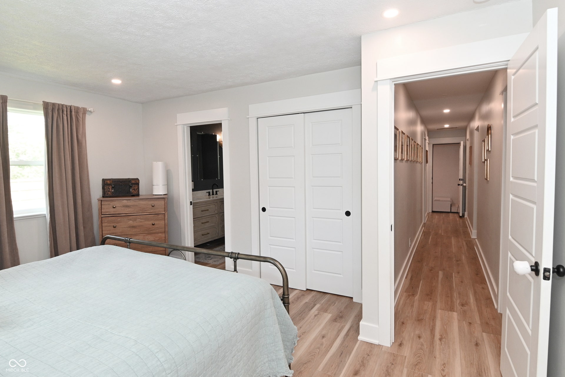 5762 N Ewing Street, Indianapolis, IN 46220