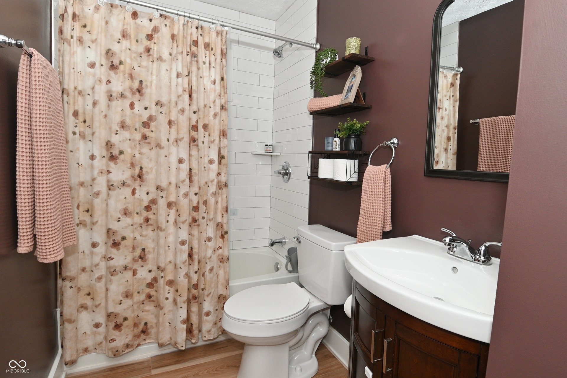 5762 N Ewing Street, Indianapolis, IN 46220