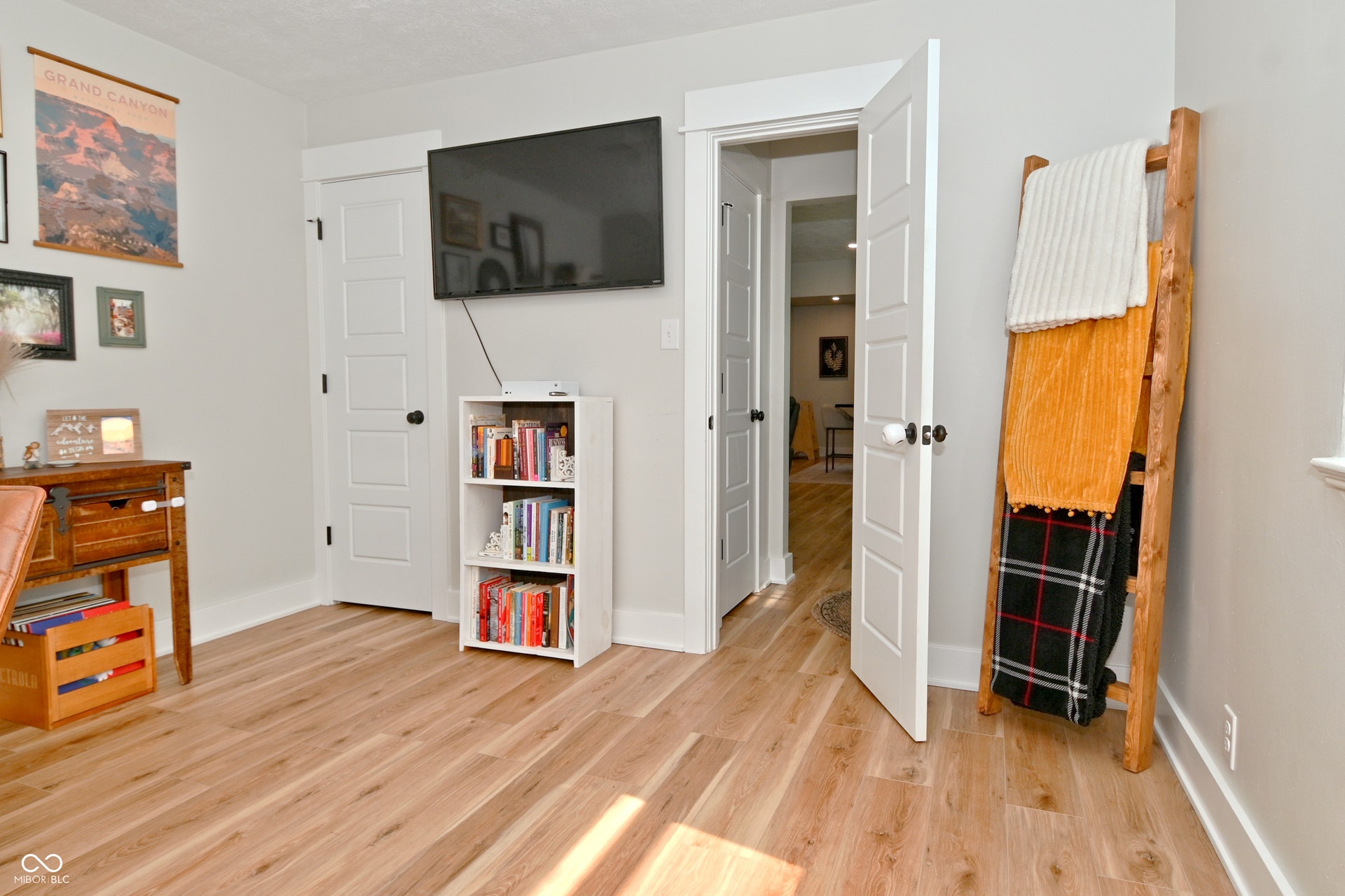5762 N Ewing Street, Indianapolis, IN 46220