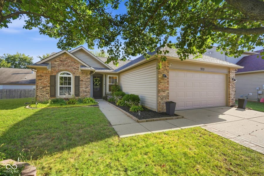 Property photo for 933 Atmore Court, Indianapolis, IN