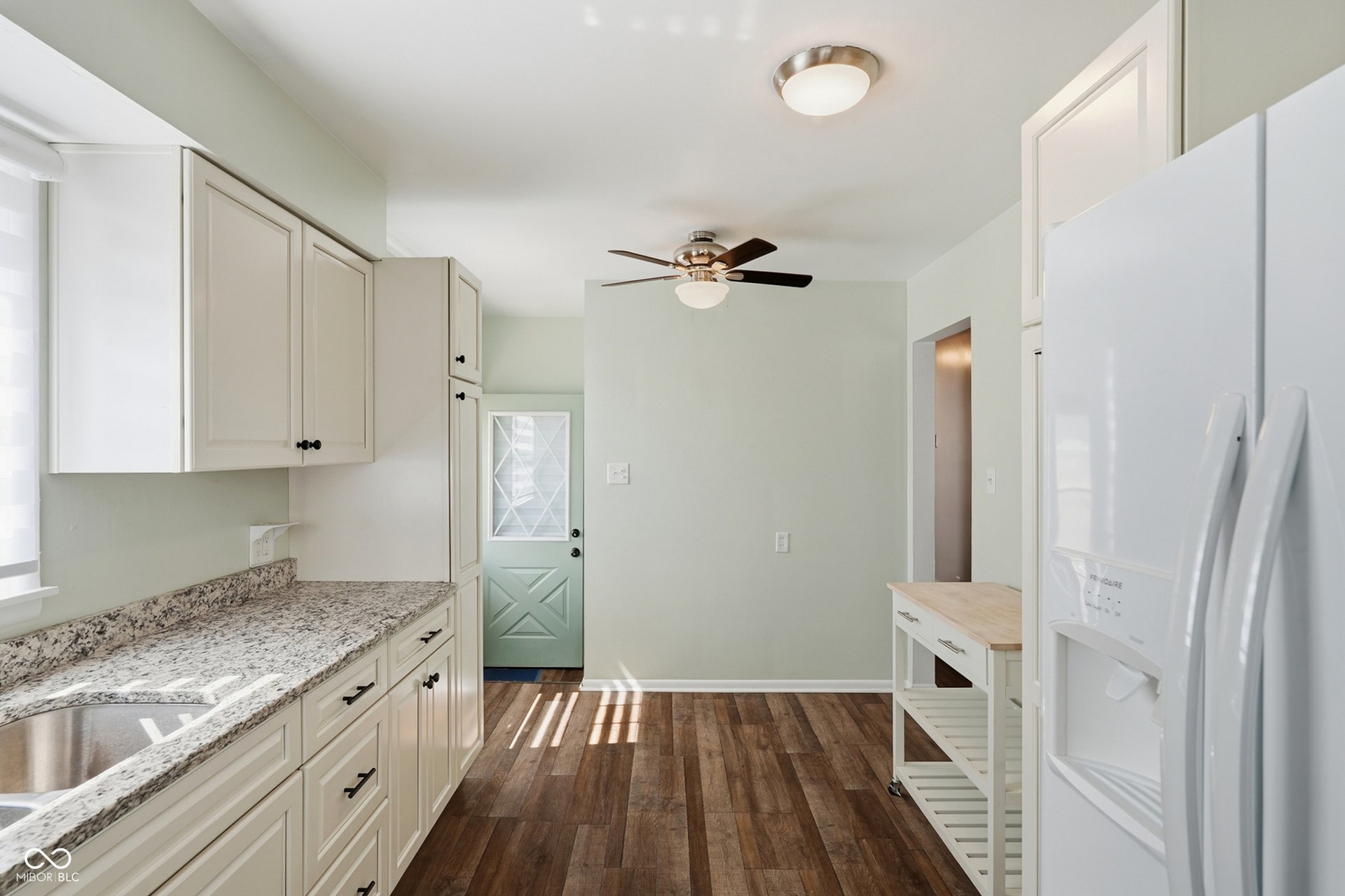 202 N 18th Avenue, Beech Grove, IN 46107