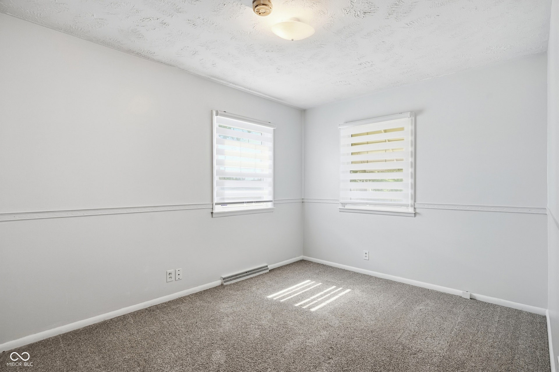 202 N 18th Avenue, Beech Grove, IN 46107
