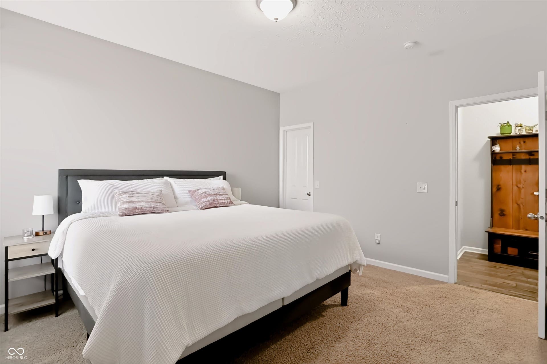4524 Goose Rock Drive, Indianapolis, IN 46239