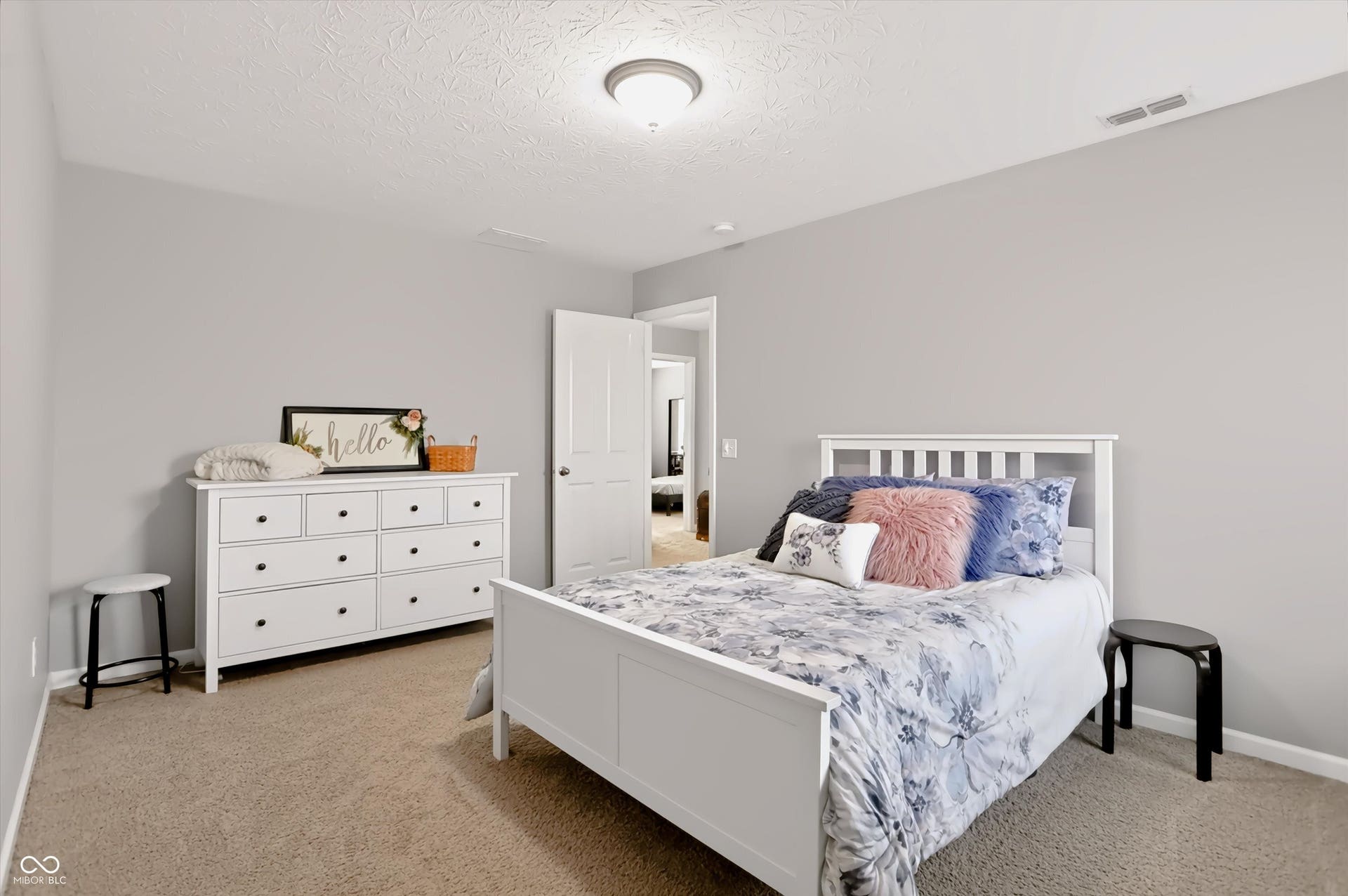 4524 Goose Rock Drive, Indianapolis, IN 46239