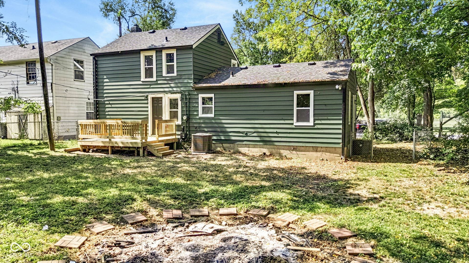 4125 Clarendon, Indianapolis, IN 46208 4125 Clarendon, Indianapolis, IN 46208