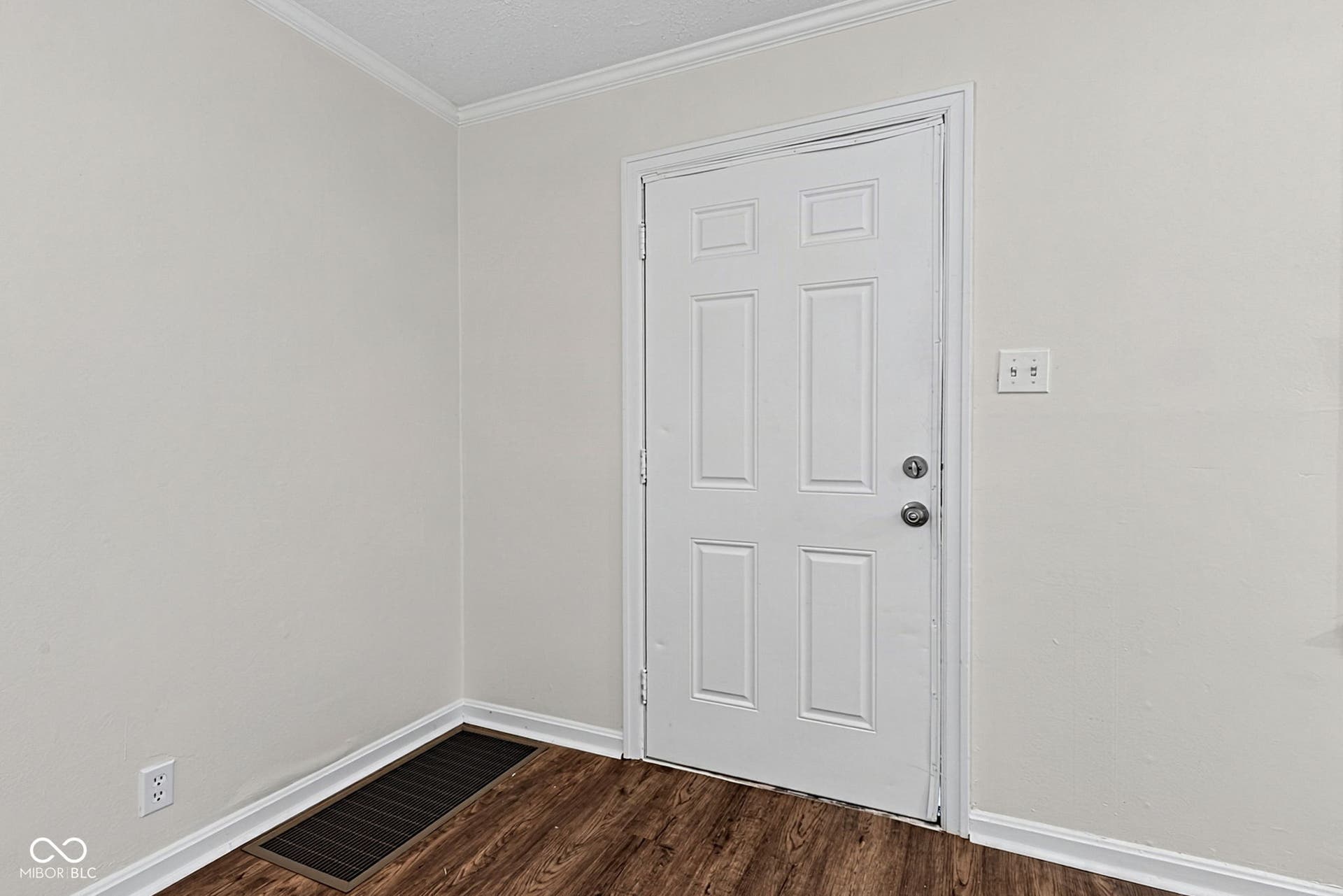 4125 Clarendon, Indianapolis, IN 46208 4125 Clarendon, Indianapolis, IN 46208