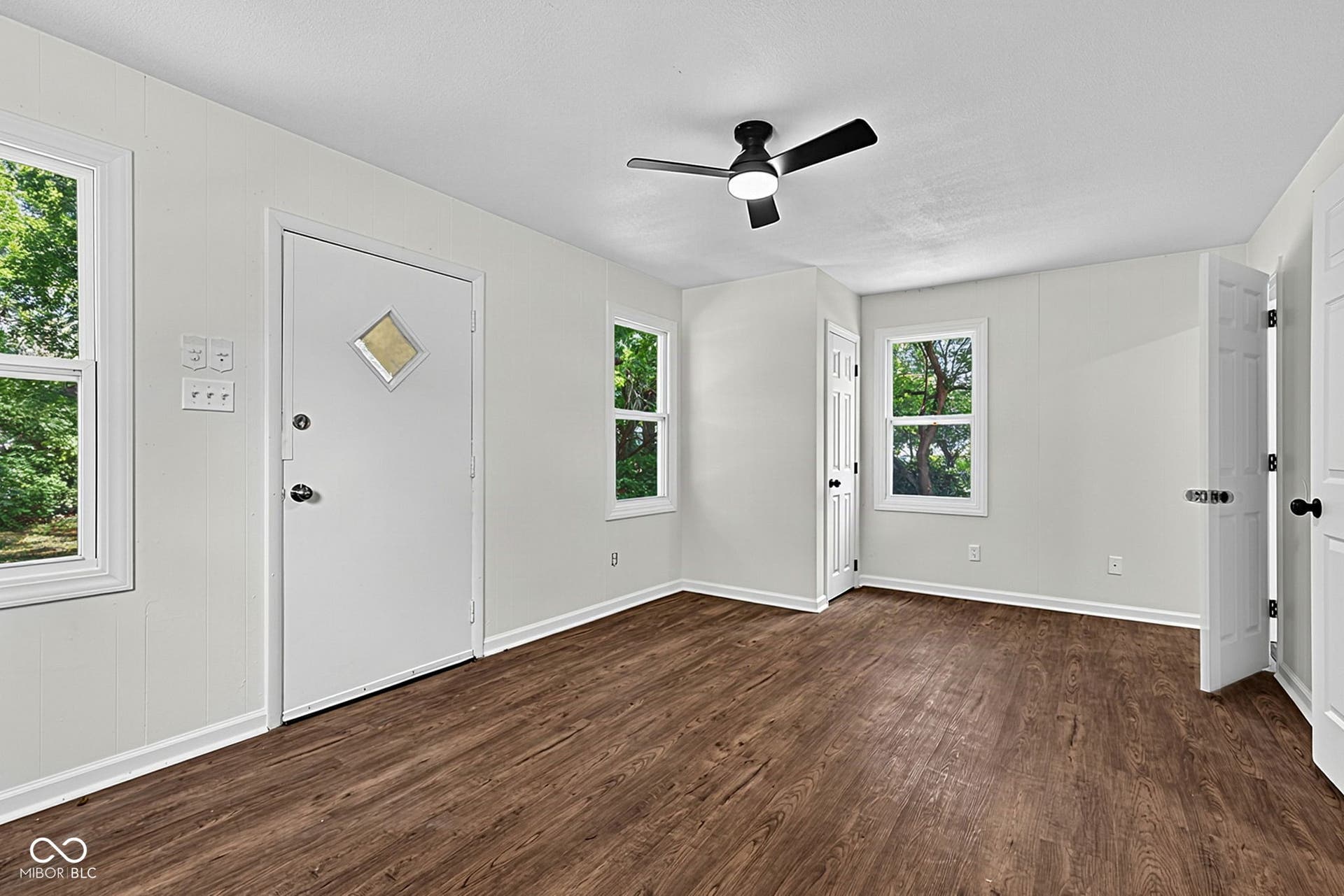4125 Clarendon, Indianapolis, IN 46208 4125 Clarendon, Indianapolis, IN 46208