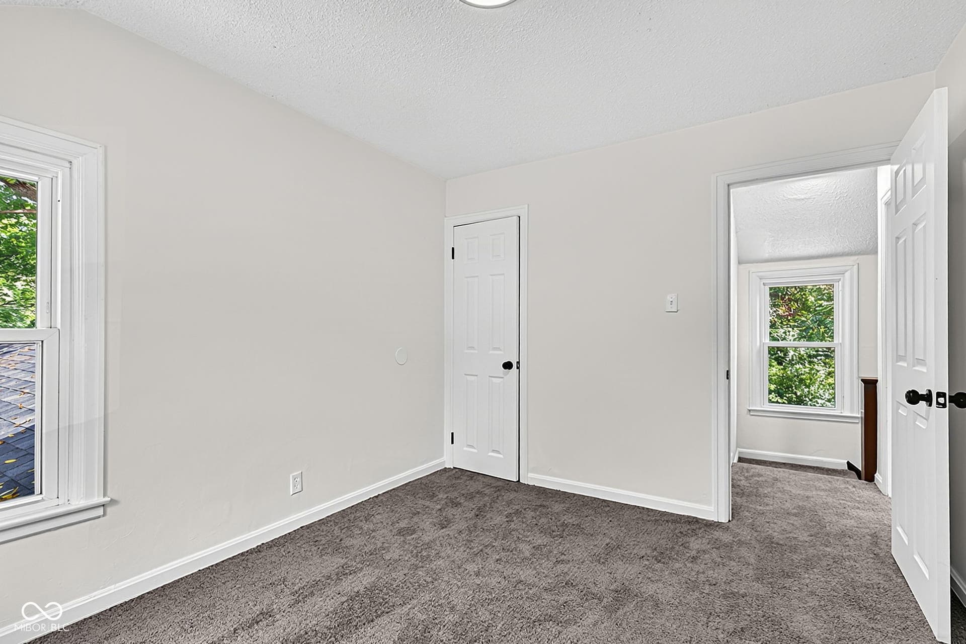 4125 Clarendon, Indianapolis, IN 46208 4125 Clarendon, Indianapolis, IN 46208