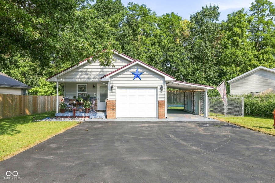 Property photo for 212 Olive Court, Rockville, IN