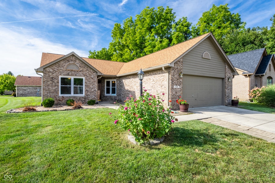 Property photo for 1525 Quail Glen Court, Carmel, IN
