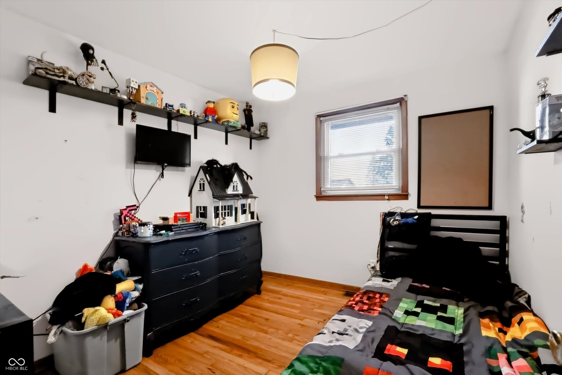 1064 Dacia Street, Taylorsville, IN 47280