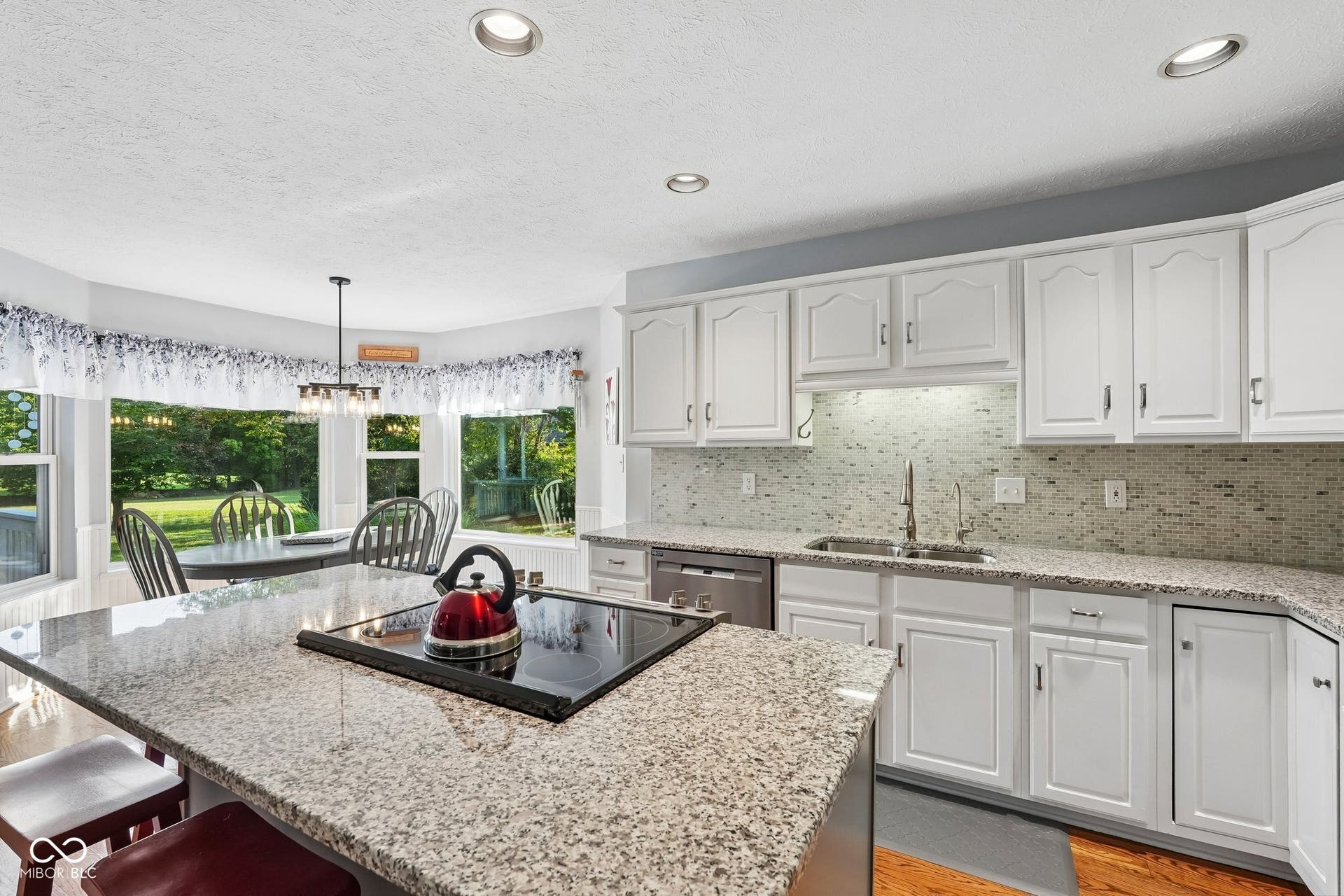 10515 Wildwood Drive, Zionsville, IN 46077