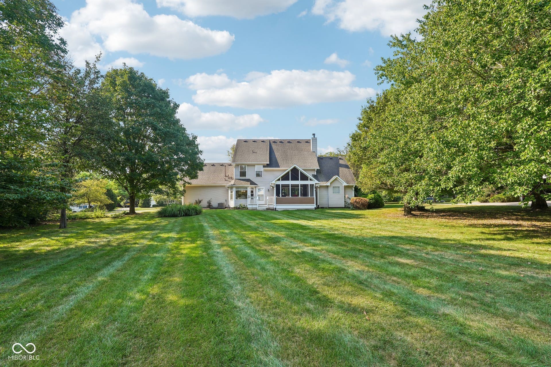 10515 Wildwood Drive, Zionsville, IN 46077