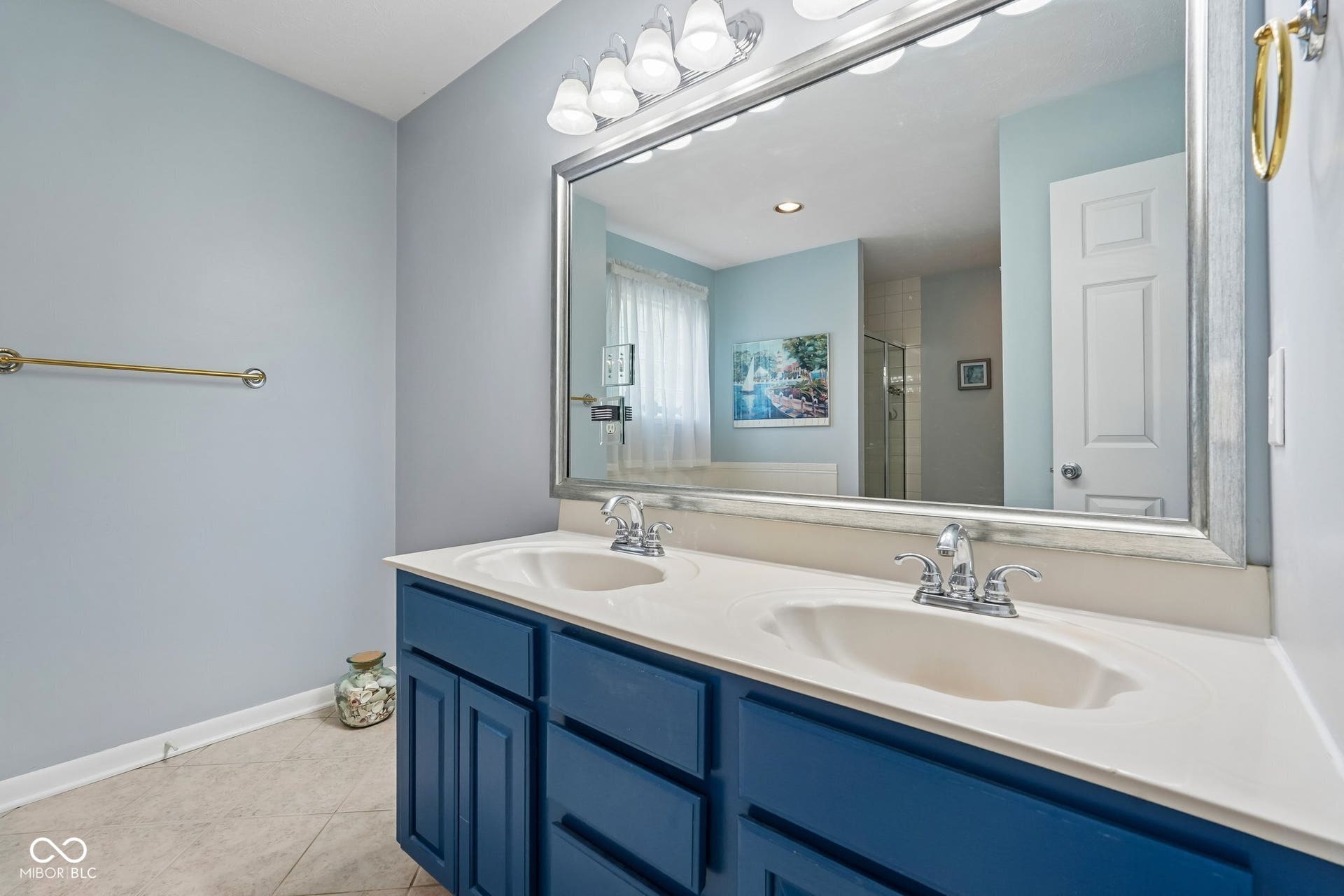 10515 Wildwood Drive, Zionsville, IN 46077