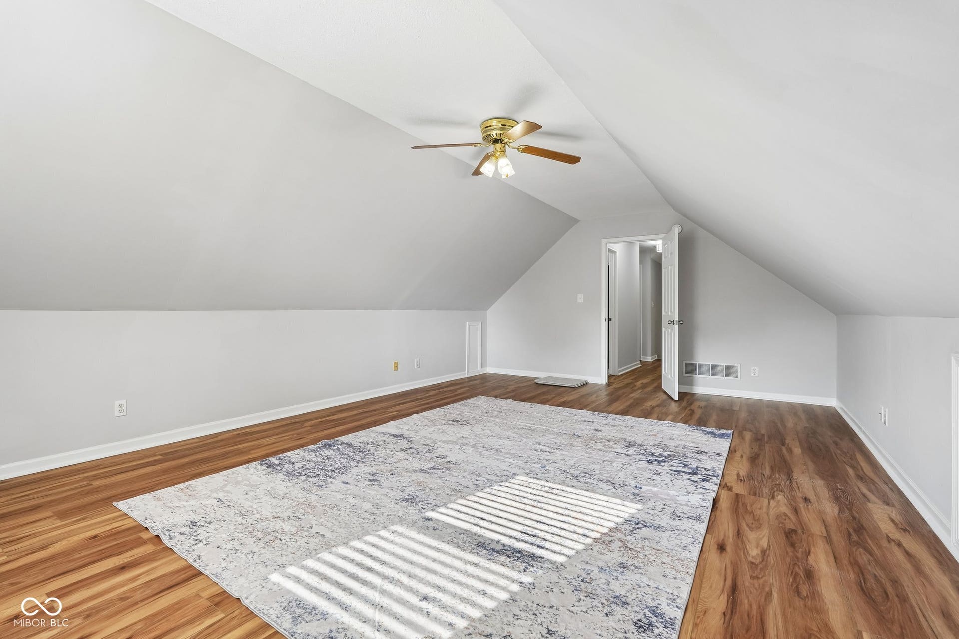 10515 Wildwood Drive, Zionsville, IN 46077