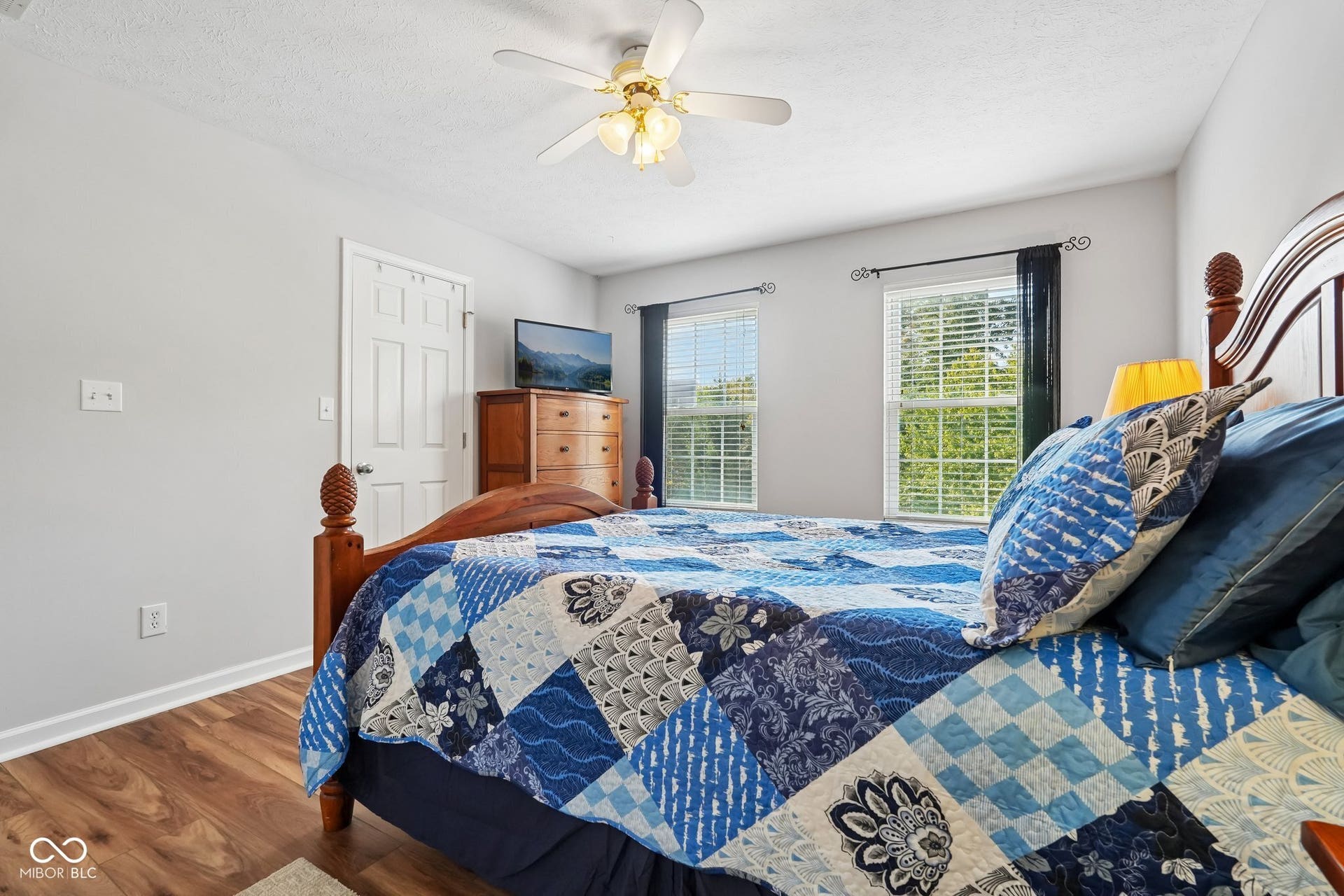 10515 Wildwood Drive, Zionsville, IN 46077