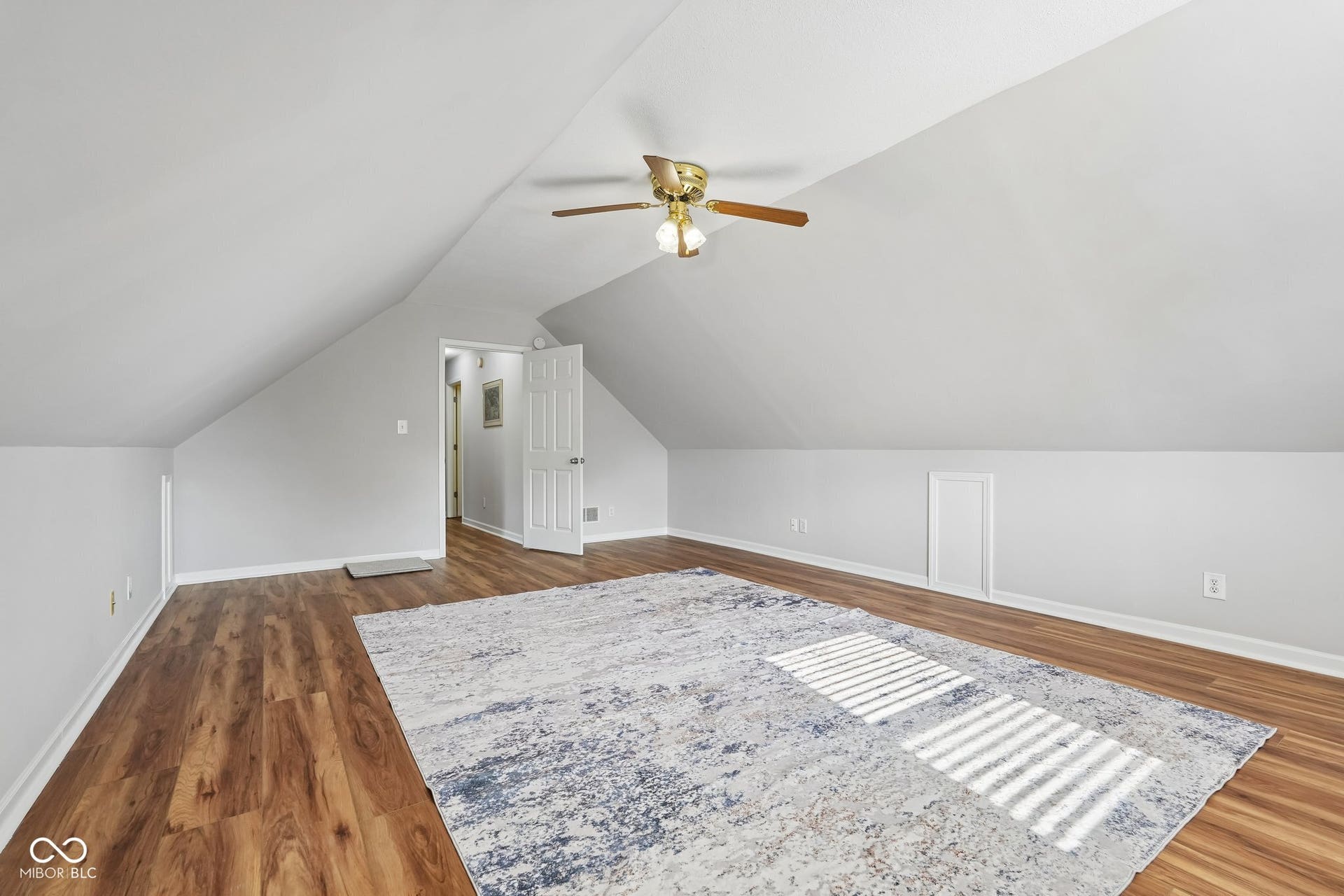 10515 Wildwood Drive, Zionsville, IN 46077