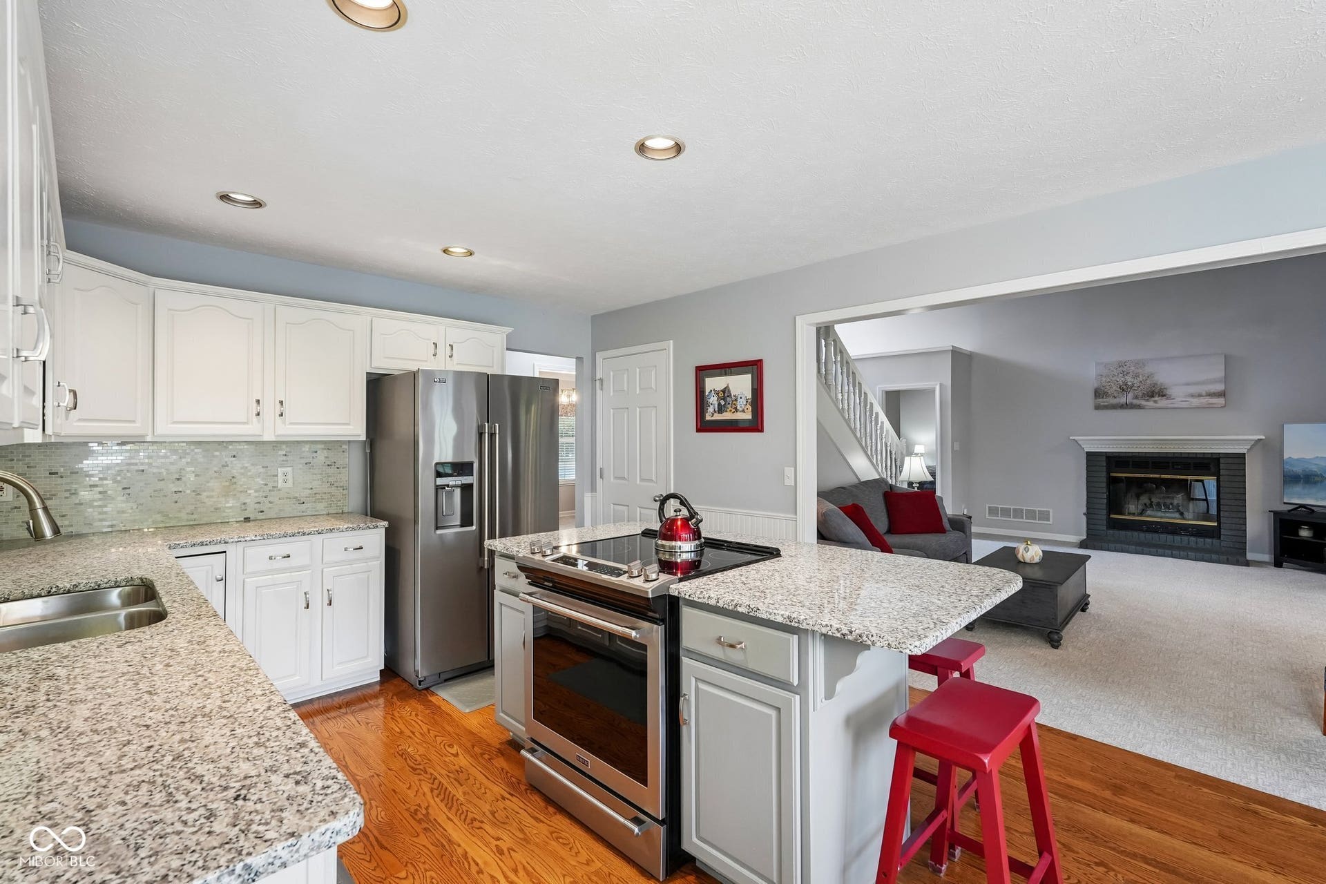 10515 Wildwood Drive, Zionsville, IN 46077