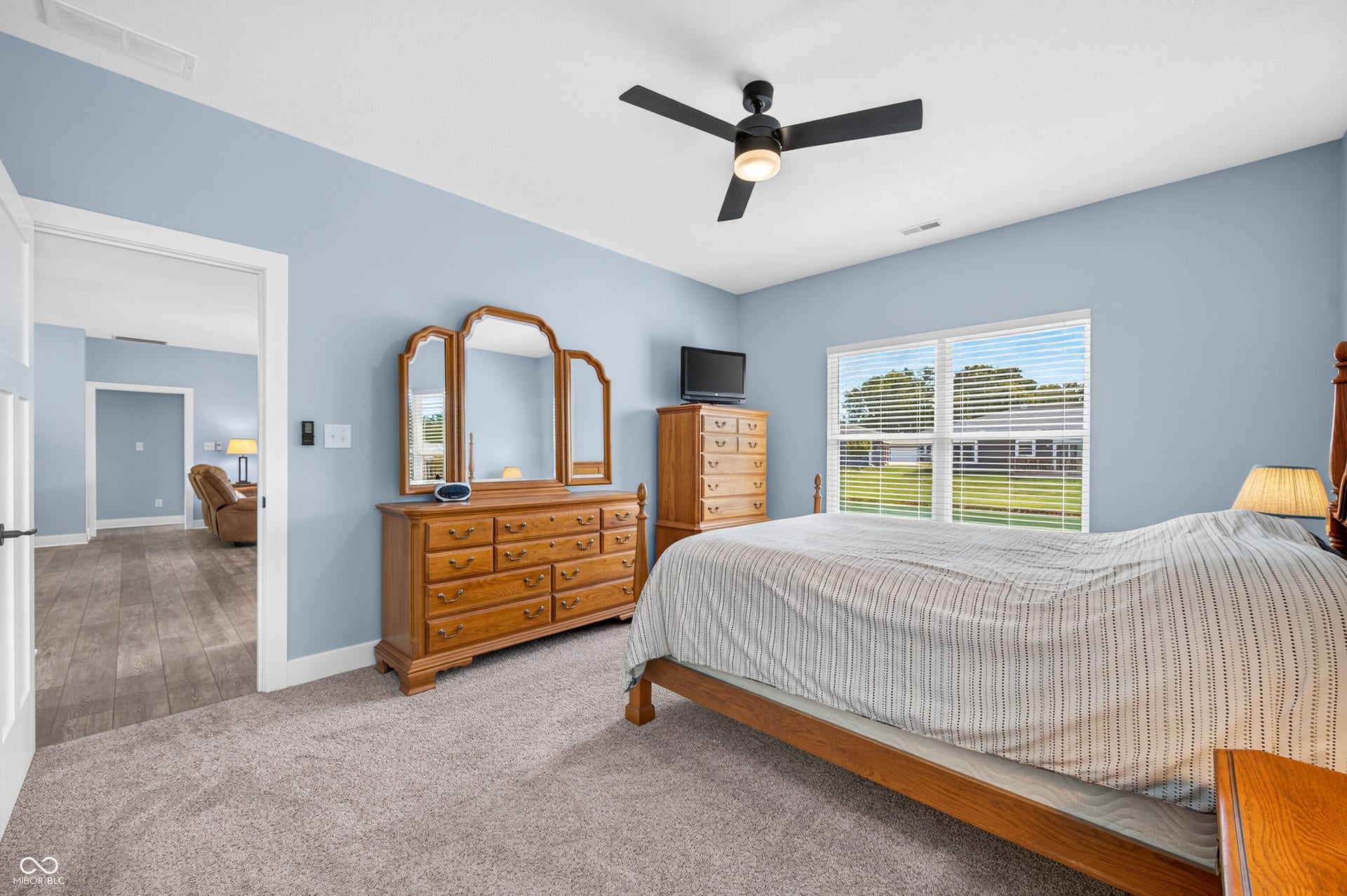 705 N Sobota Way, Trafalgar, IN 46181