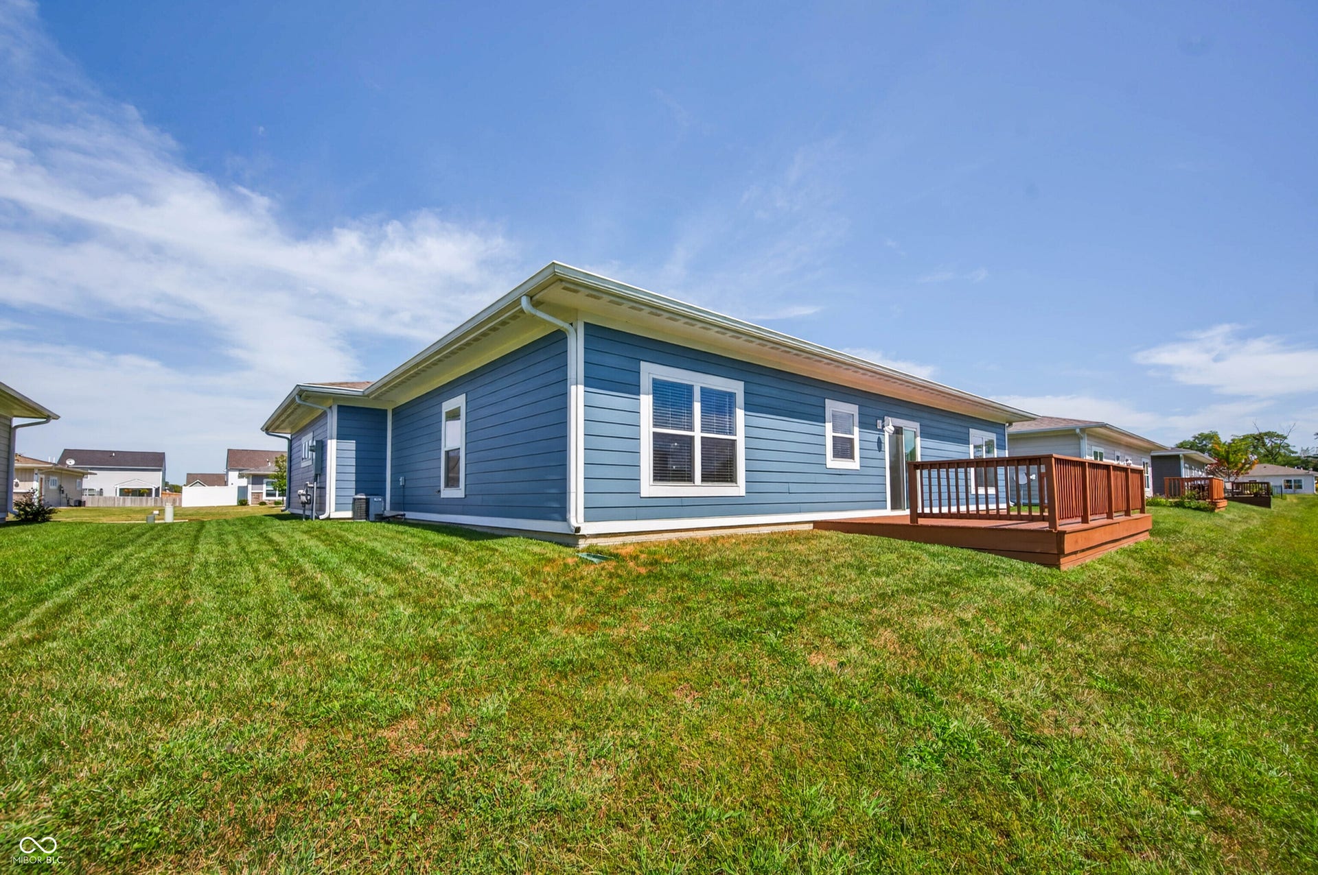 705 N Sobota Way, Trafalgar, IN 46181