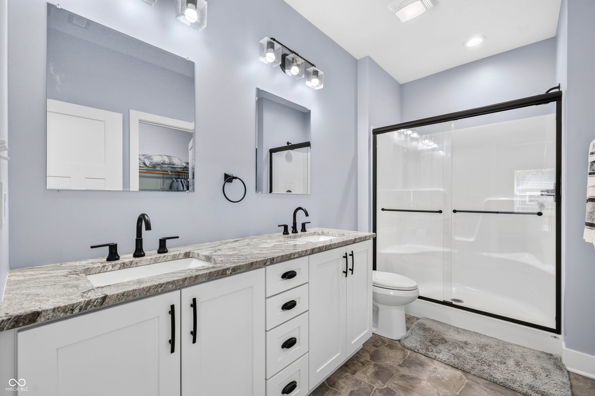 705 N Sobota Way, Trafalgar, IN 46181