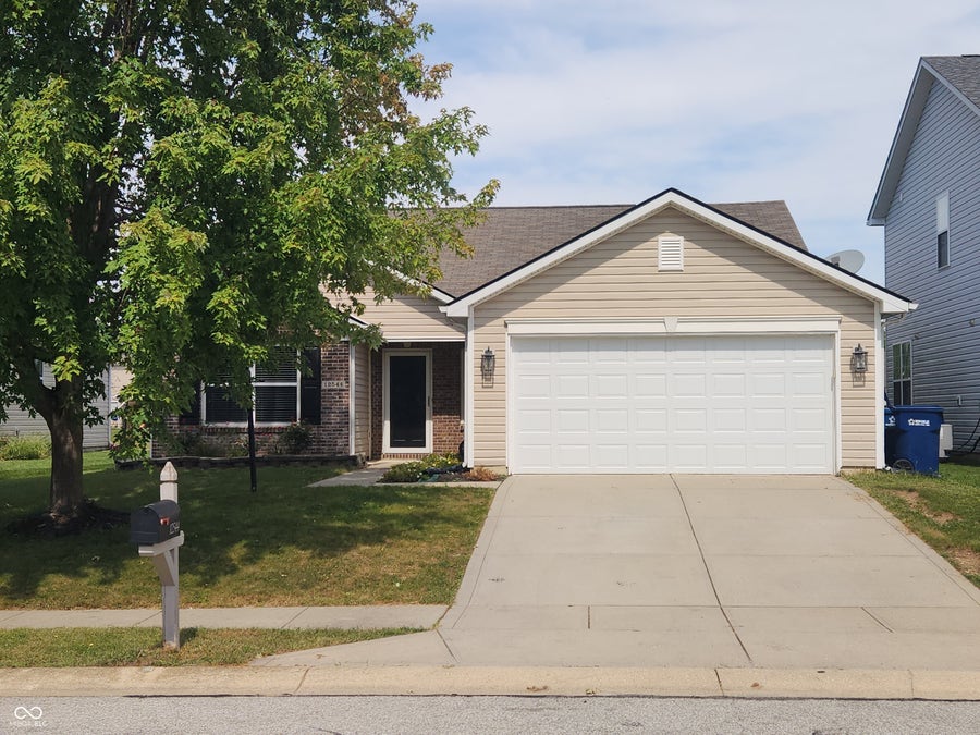 Property photo for 12544 Old Pond Road, Noblesville, IN