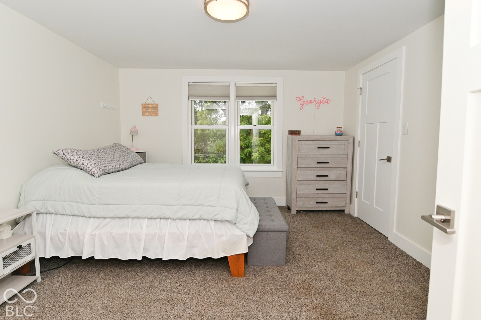 2212 Washington Street, Columbus, IN 47201