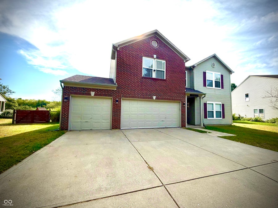 Property photo for 15098 Redcliff Drive, Noblesville, IN