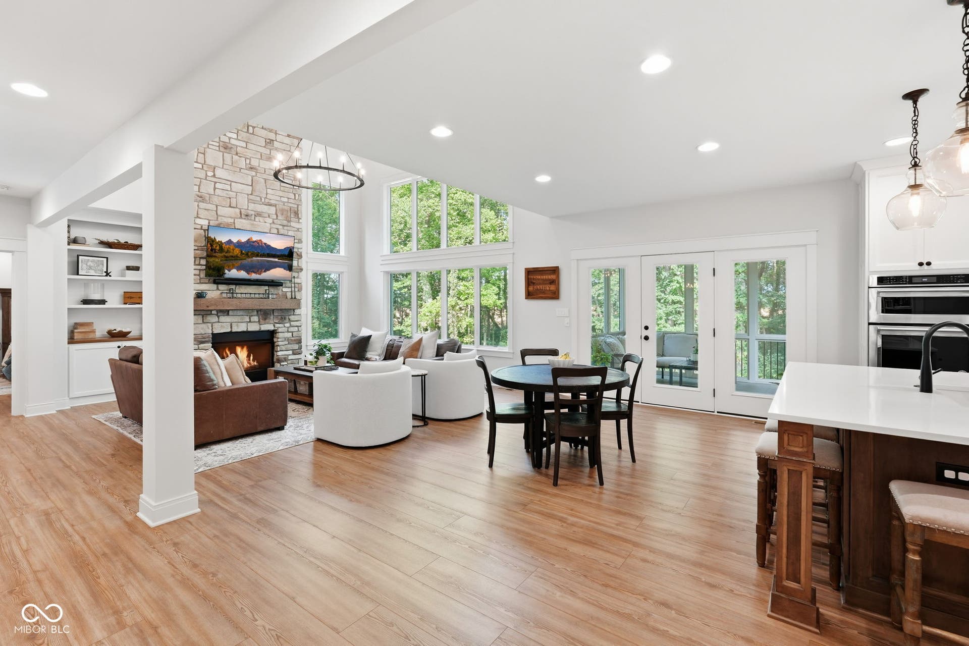 8635 Auburn Ridge, Martinsville, IN 46151