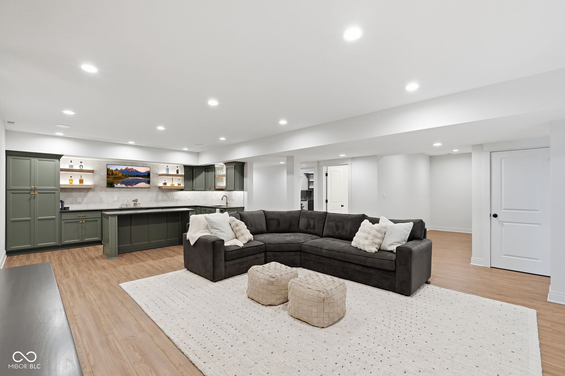 8635 Auburn Ridge, Martinsville, IN 46151