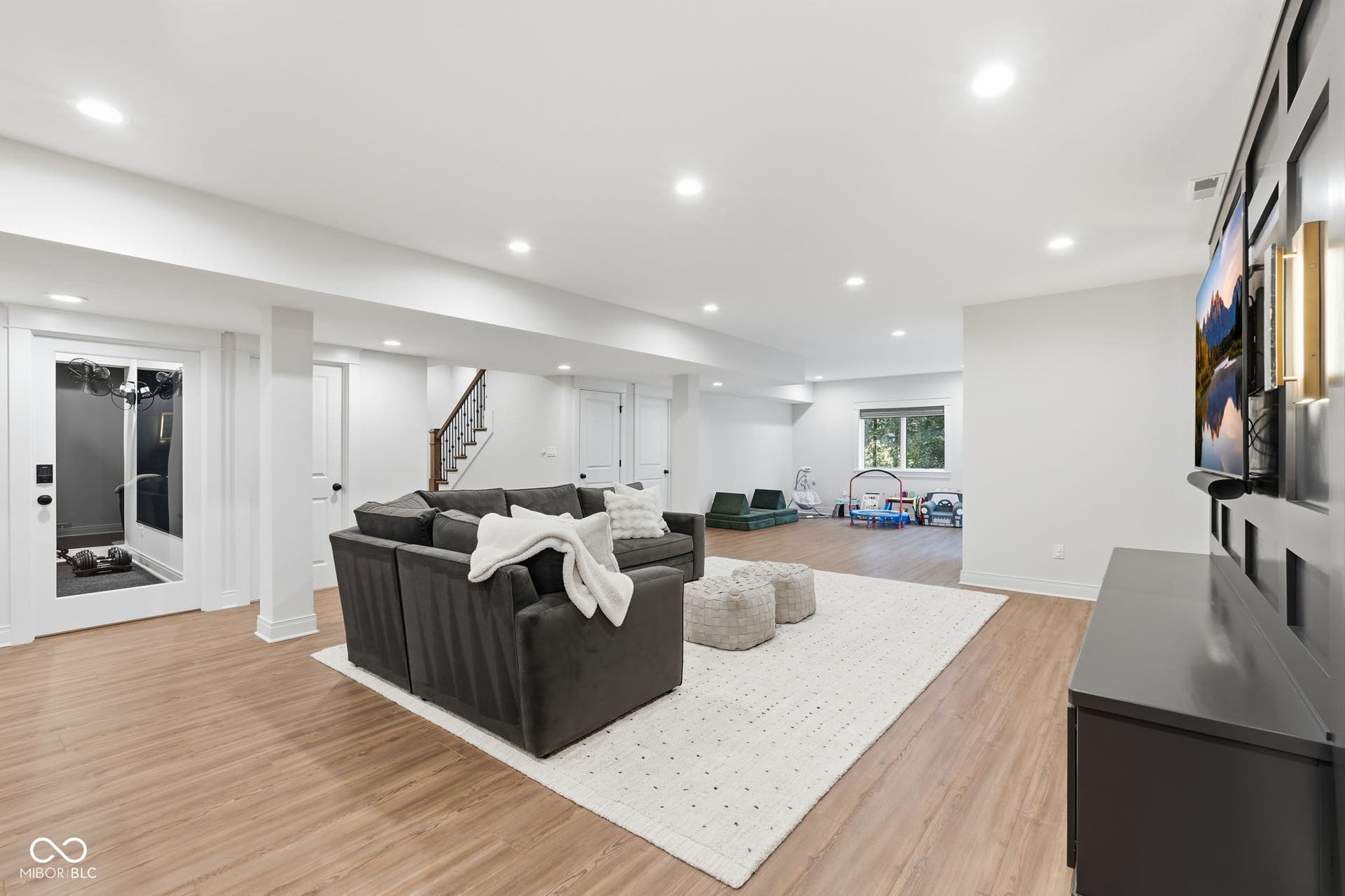 8635 Auburn Ridge, Martinsville, IN 46151