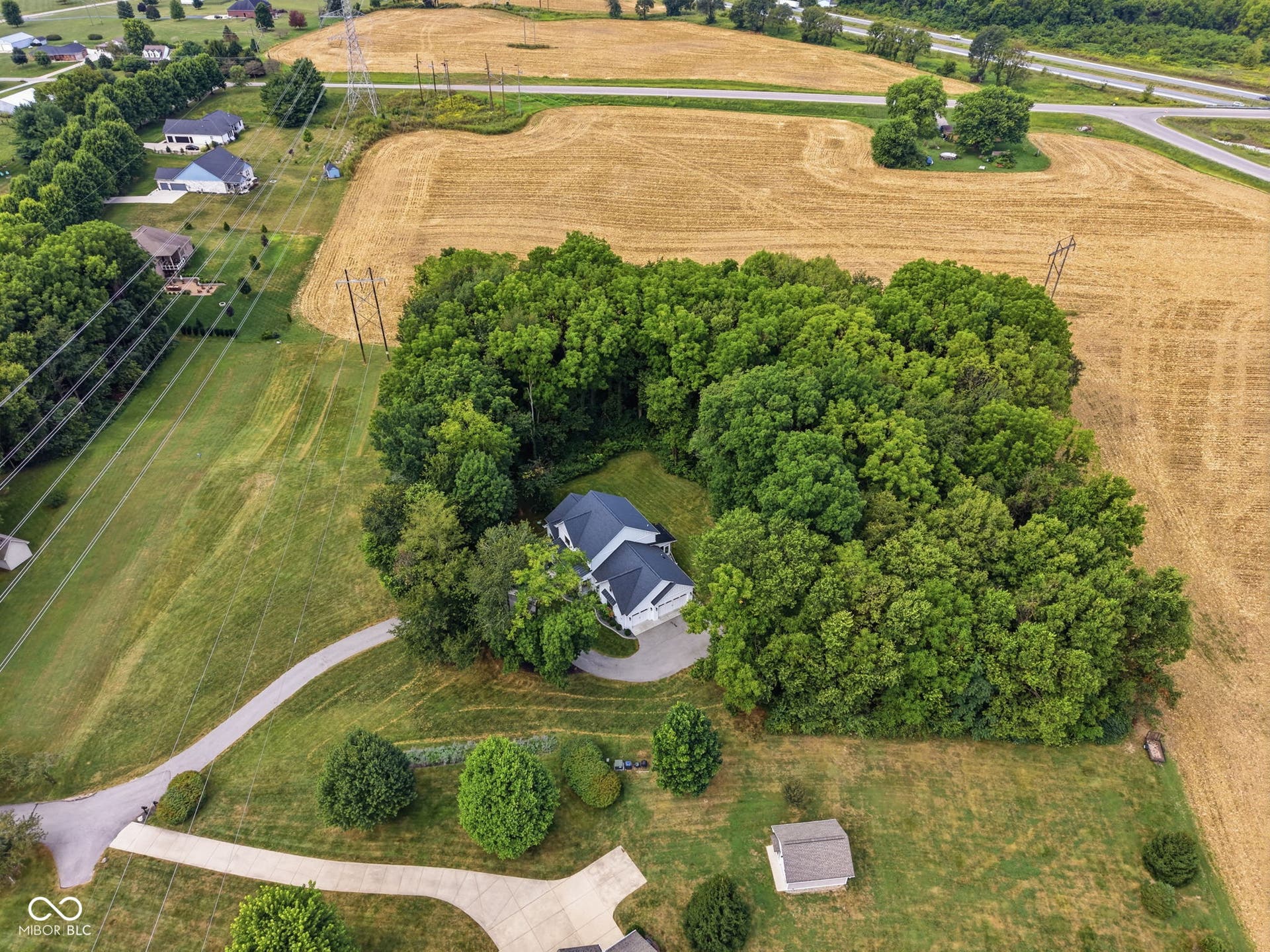 8635 Auburn Ridge, Martinsville, IN 46151