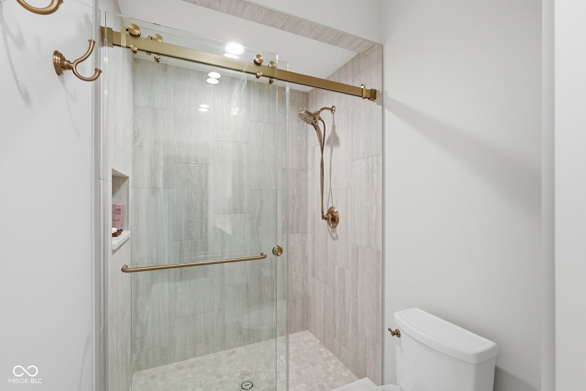 8635 Auburn Ridge, Martinsville, IN 46151