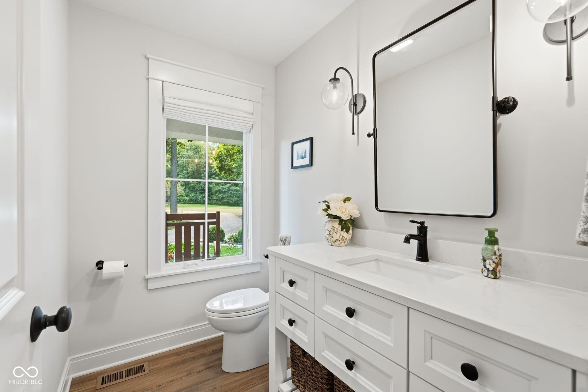 8635 Auburn Ridge, Martinsville, IN 46151